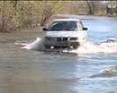 В водном плену оказался курганский микрорайон Смолино.